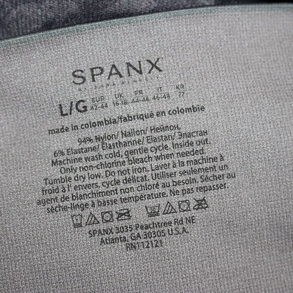 New w/Tags - Spanx Look At Me Now Seamless Leggings in Heather Camo, Large - Picture 4 of 10